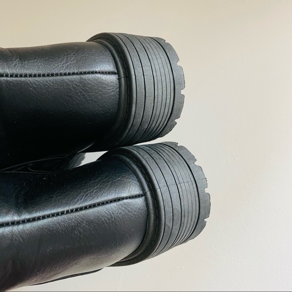 CL by Chinese laundry black chunky gold chain detail boots - Picture 9 of 10